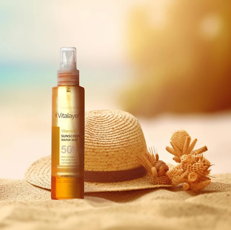 اسپری ضد آفتاب ویتالیر با SPF50 حاوی ویتامین C حجم 150 میلی لیتر
